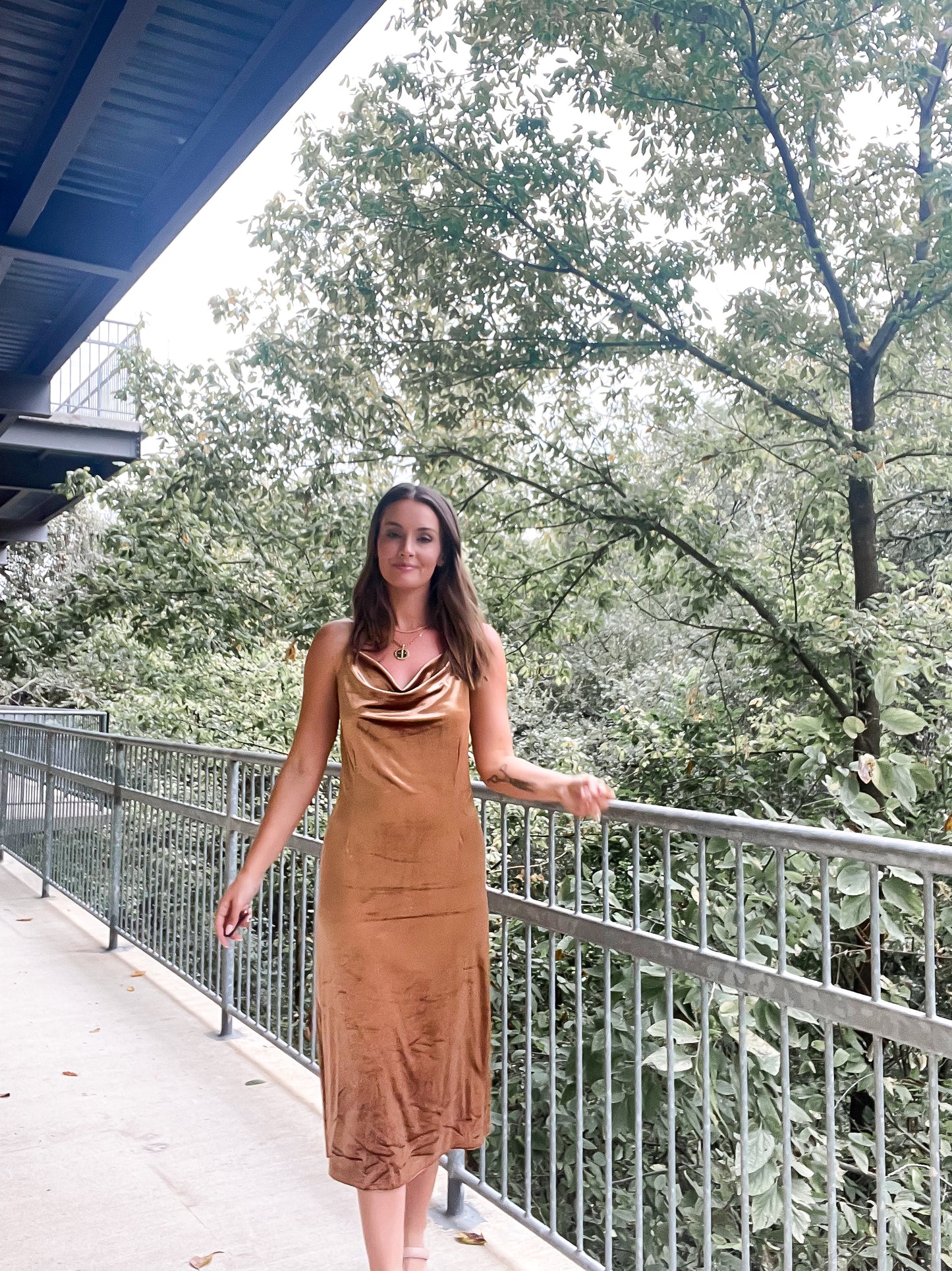 Cowl neck Velvet Midi