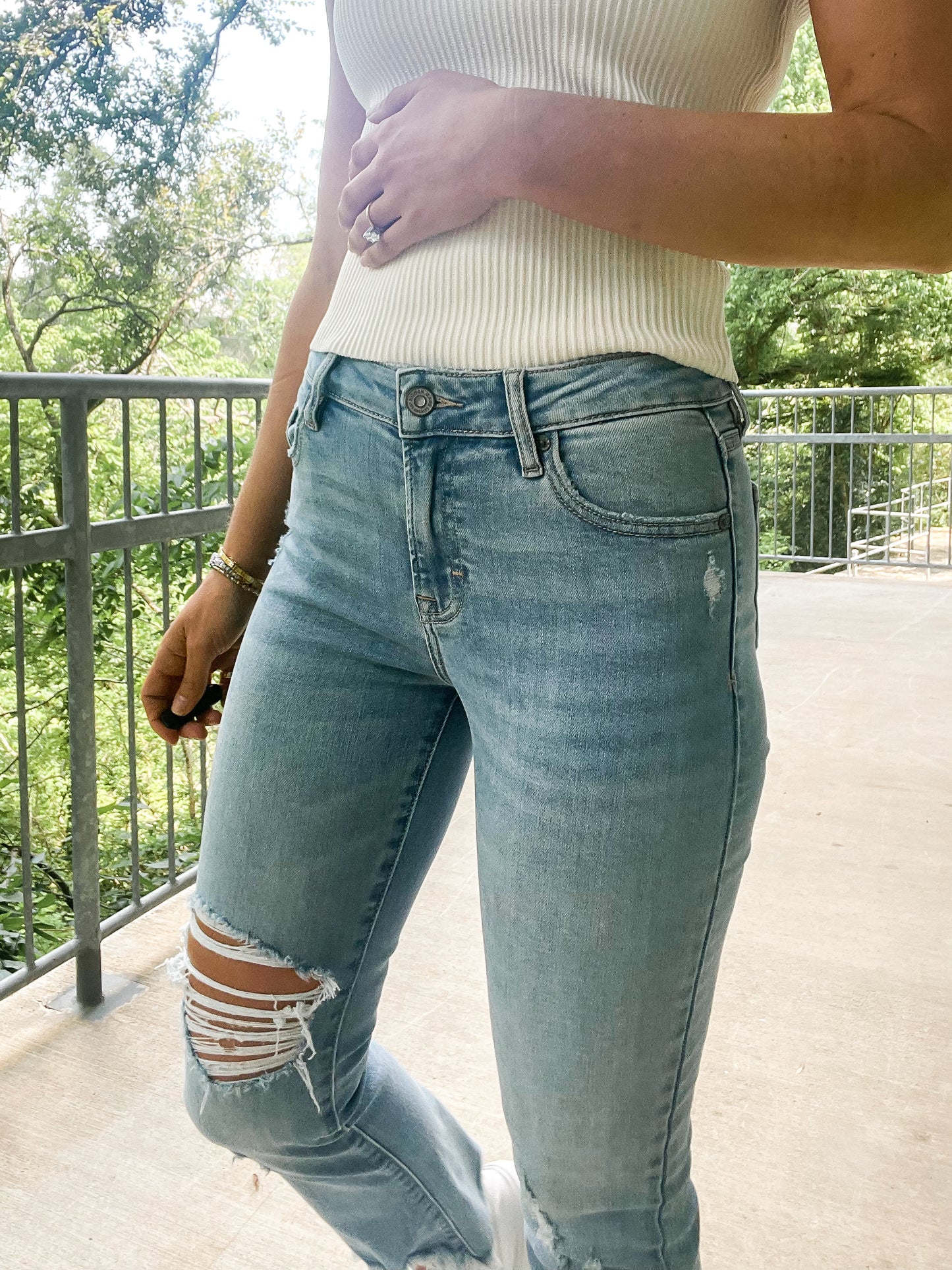 Happi Mid Rise Cropped Flare