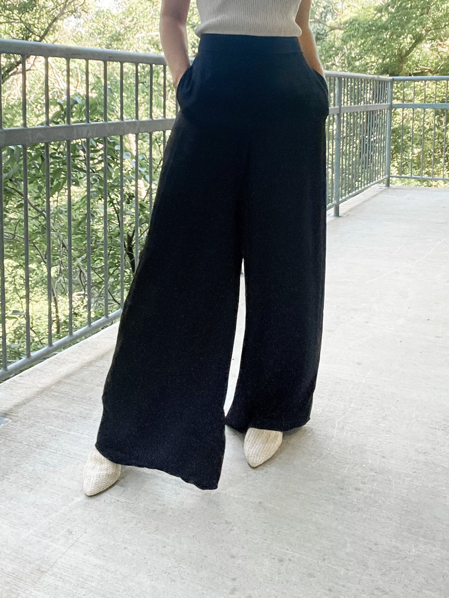 Silky Trouser - Black
