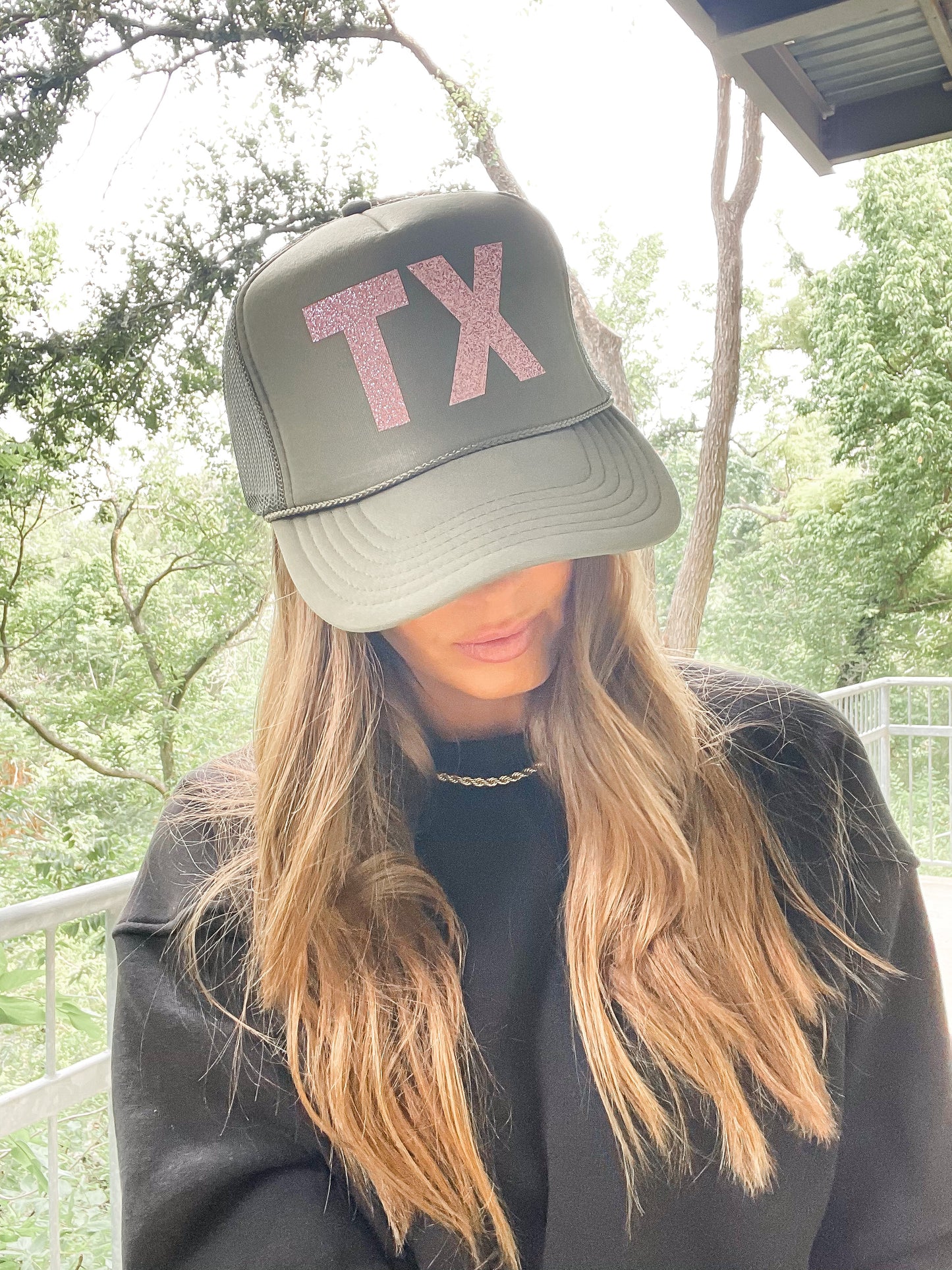 TX - hat