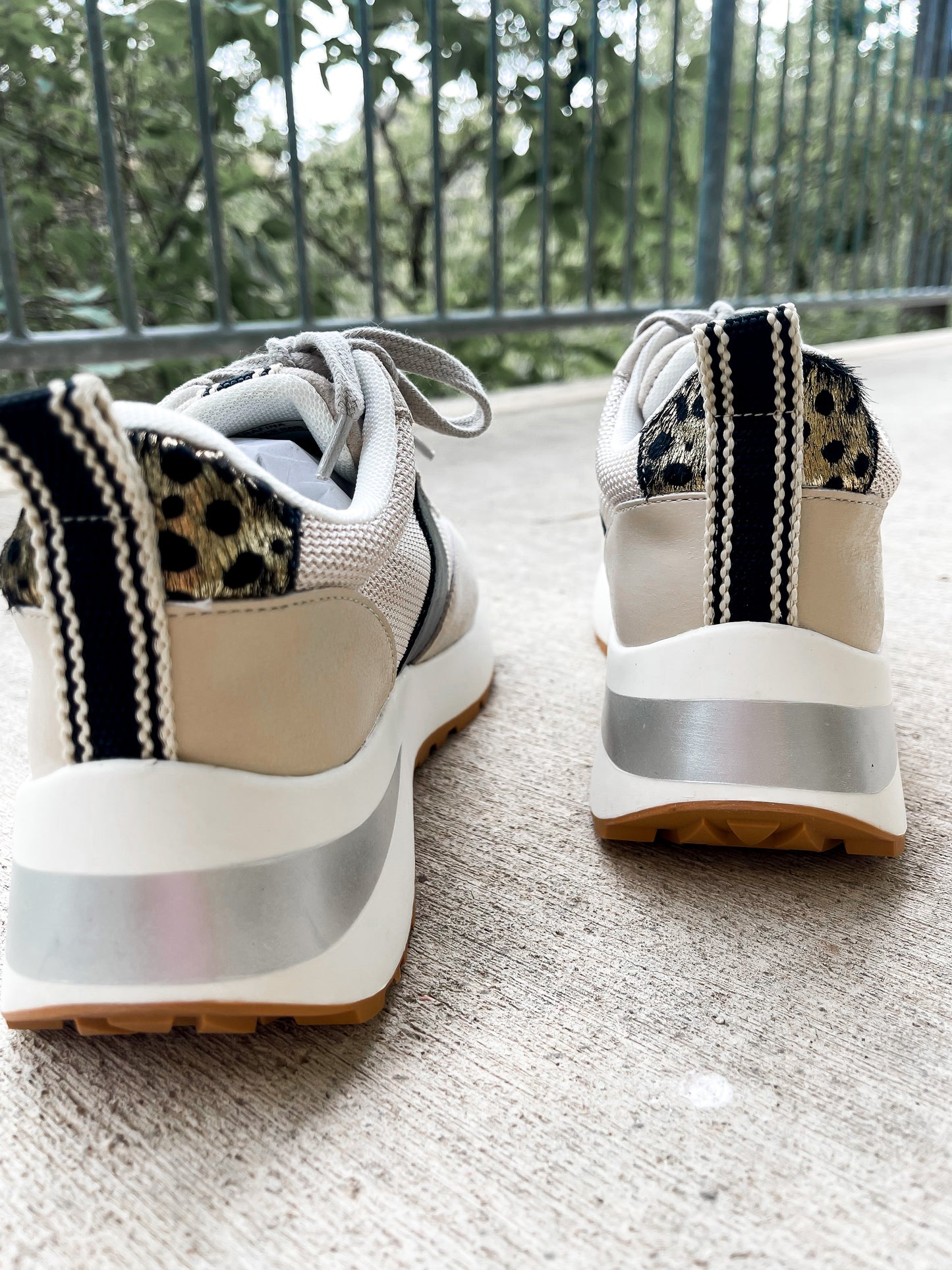 Serafina - Black & Tan