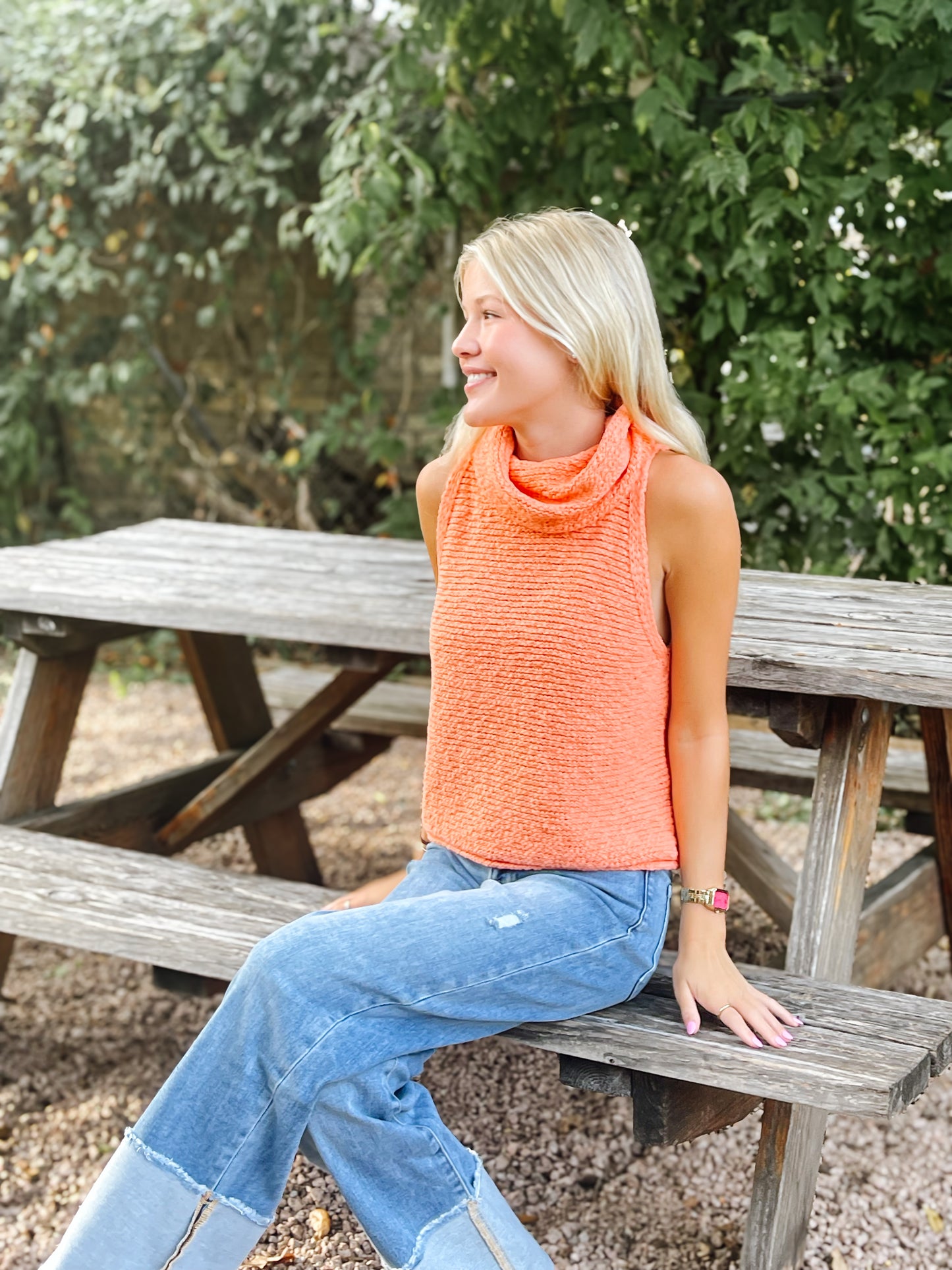 Sleeveless Turtleneck Sweater - Coral