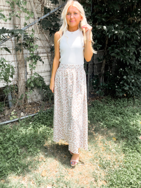 Soft Floral Button Skirt