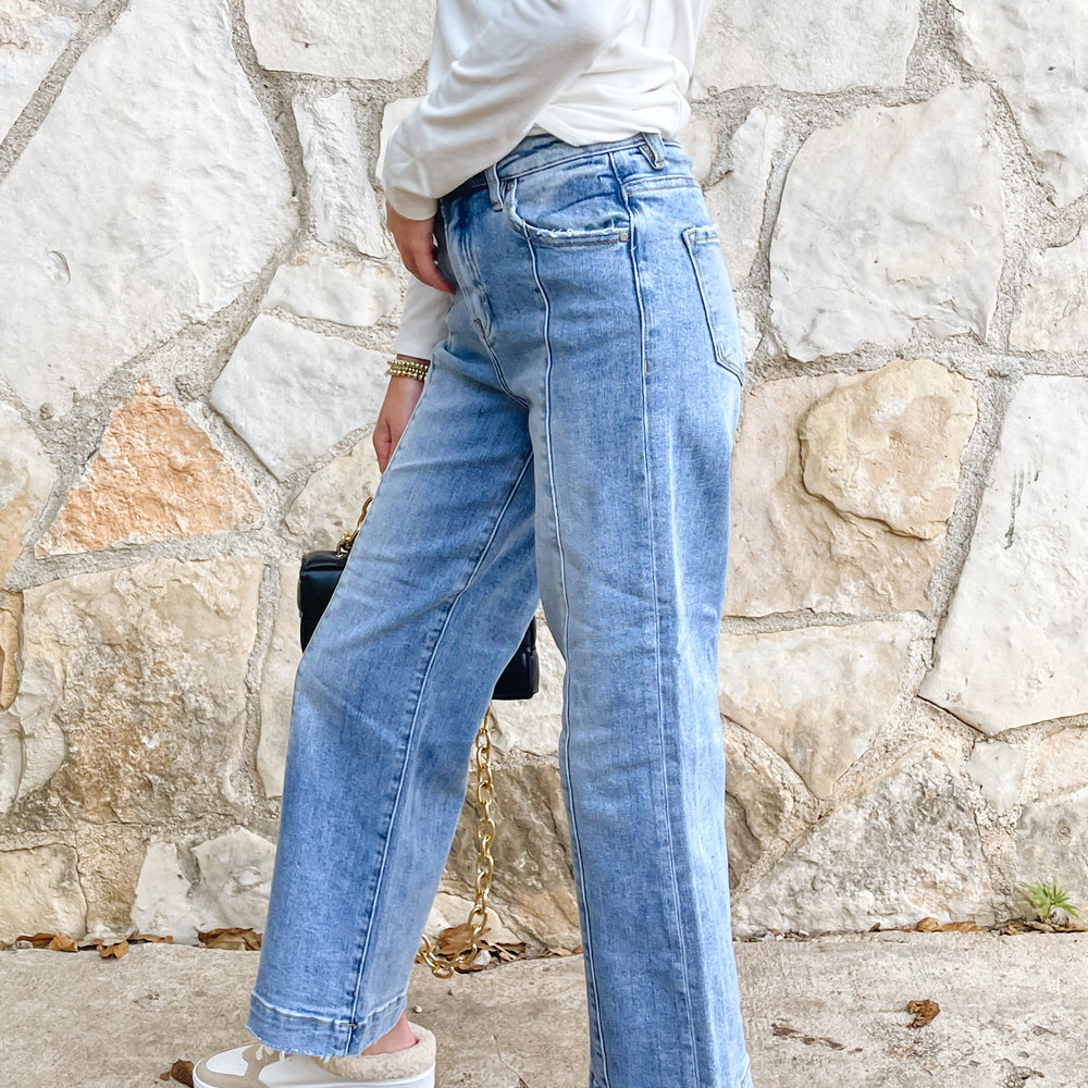 
                      
                        Pin Wide Leg Crop Jean
                      
                    